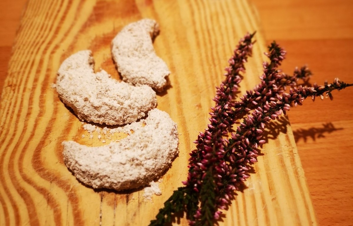 Vegan und schnell gemacht: Vanillekipferl - NIKIN CH