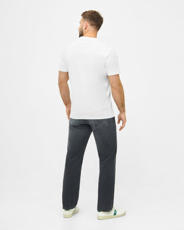 NIKIN TreeShirt White T-Shirt aus Bio-Baumwolle, Rückansicht, weisser Hintergrund, nachhaltige Mode Schweiz.