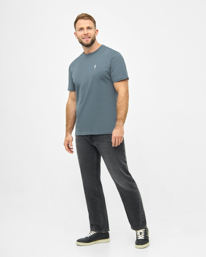 NIKIN TreeShirt Steel Blue Herren-T-Shirt, GOTS-zertifizierte Bio-Baumwolle, Farbe: Blau.