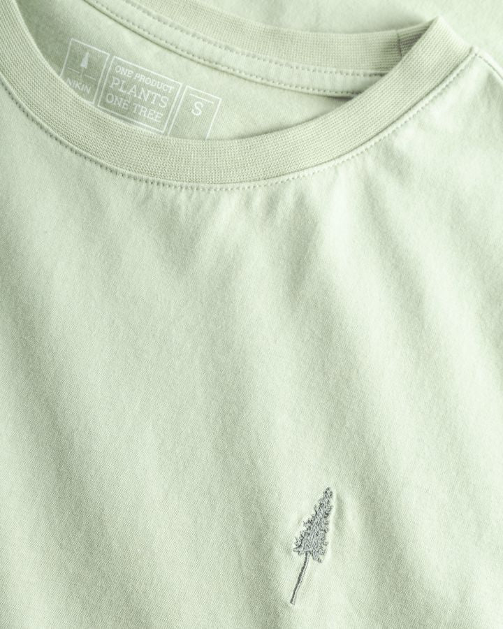 NIKIN TreeShirt Women Cool Matcha Damen-T-Shirt, Bio-Baumwolle, hellgrün, Baum-Logo, Label im Kragen.