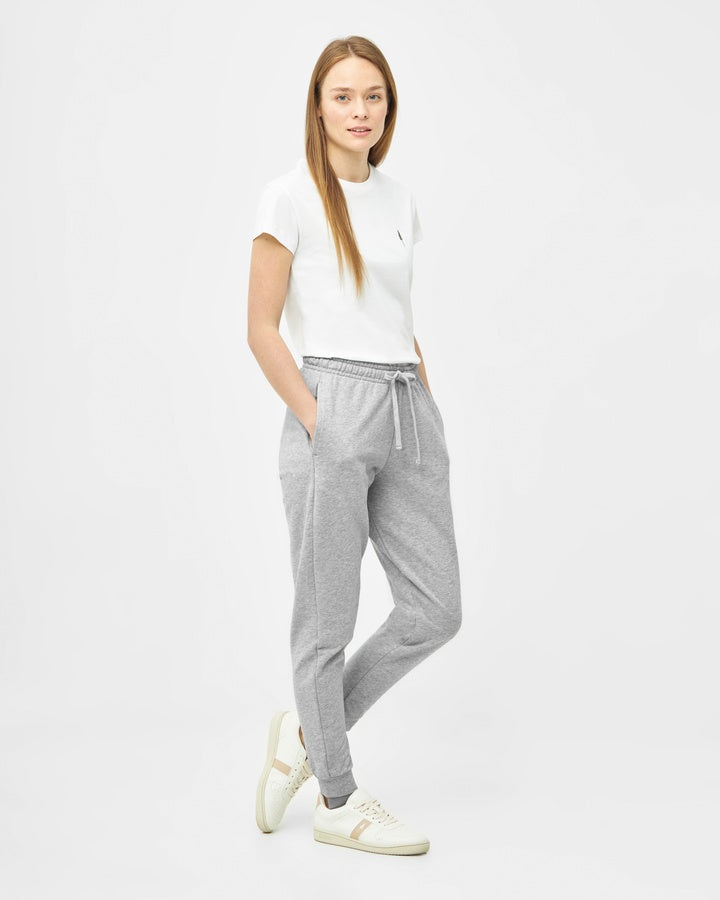 NIKIN Ensemble de survêtement pour femme, avec poches, coupe confortable, mannequin photographié de face.