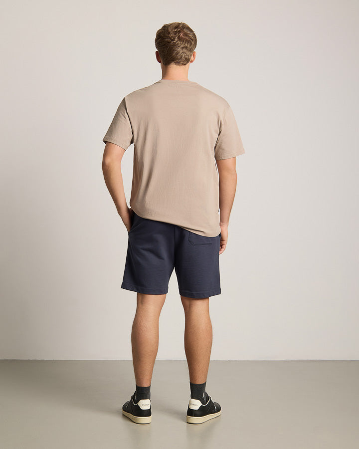 NIKIN TreeShirt Out Of Office Relaxed Taupe Herren T-Shirt, lockere Passform, Farbe Taupe.