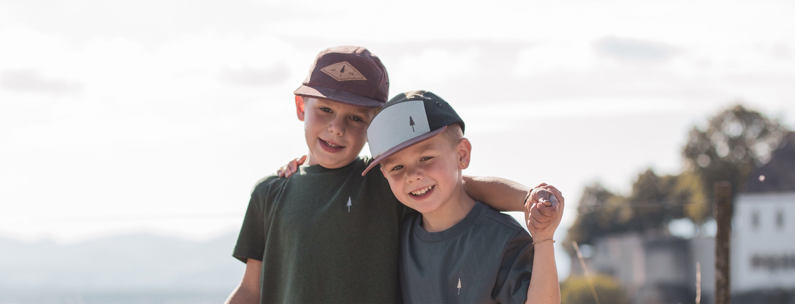 kinder-caps banner_image
